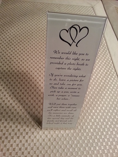 Standing L-Frame Favor